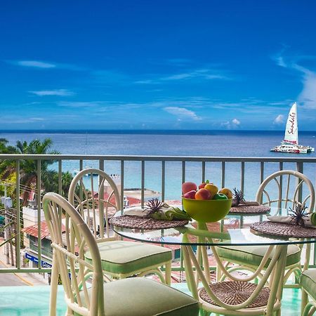 Montego Bay Club Apartments Exteriör bild